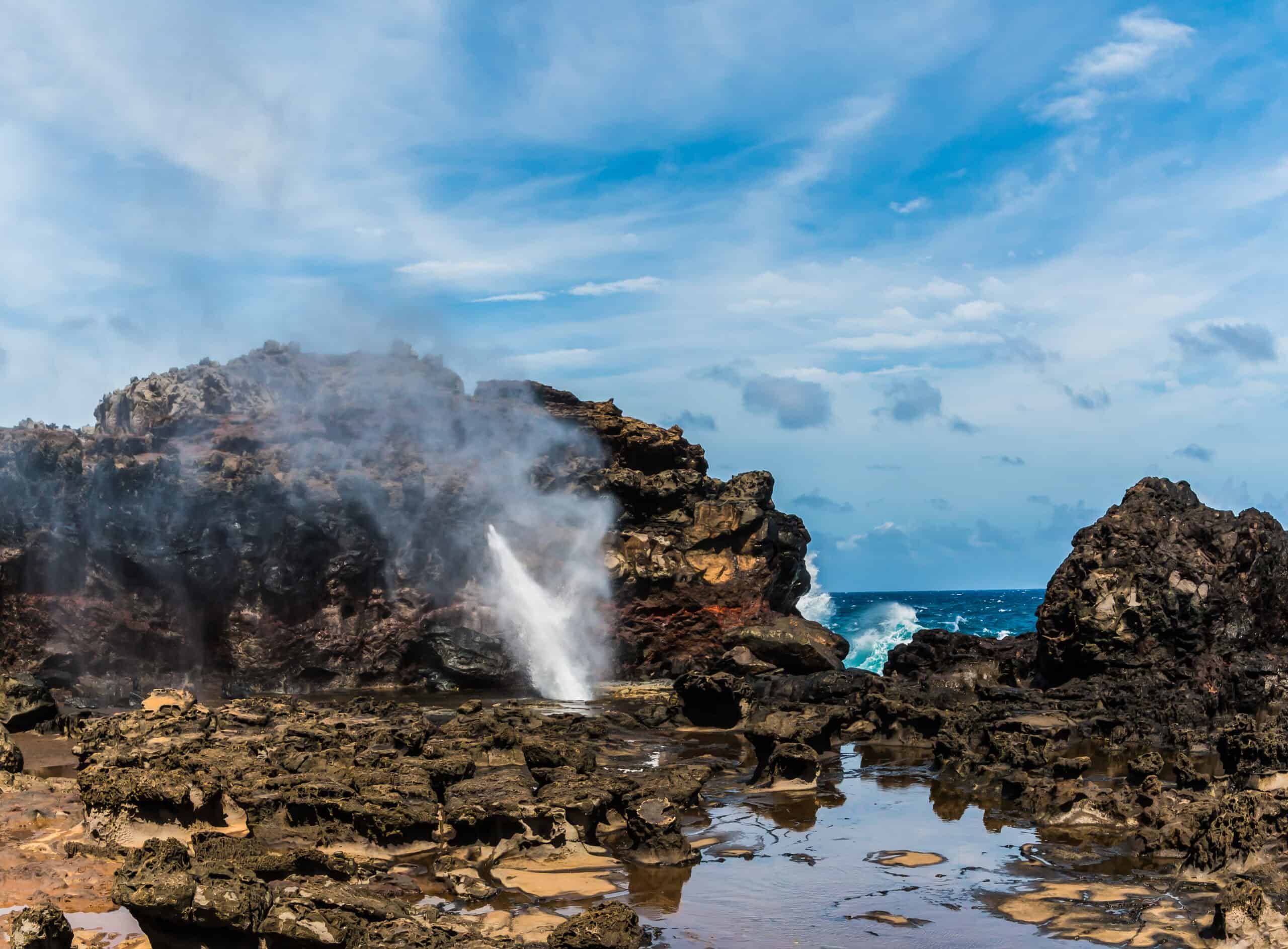 Nakalele point lighthouse