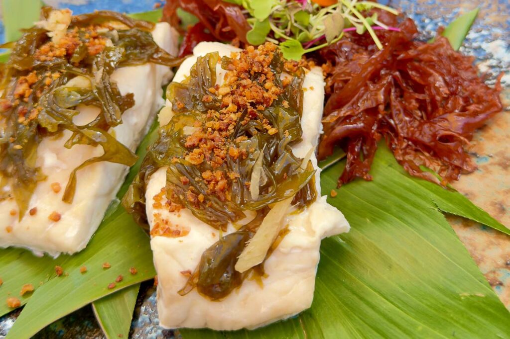 Steamed Onaga with Limu Lepe-O-Hina (Dragons Breath)